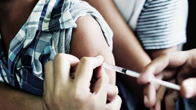Вакцина против гриппа обычно эффективна на 50 процентов.